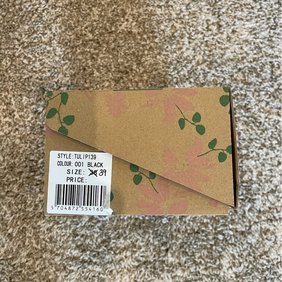 Ilse Jacobsen Tulip 139 in Black - Picture 6 of 7